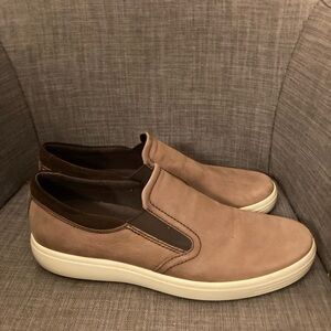ECCO Men’s Soft 7 Nubuck Slip Ons in Cocoa Brown Size 9.5 (43) MSRP $150